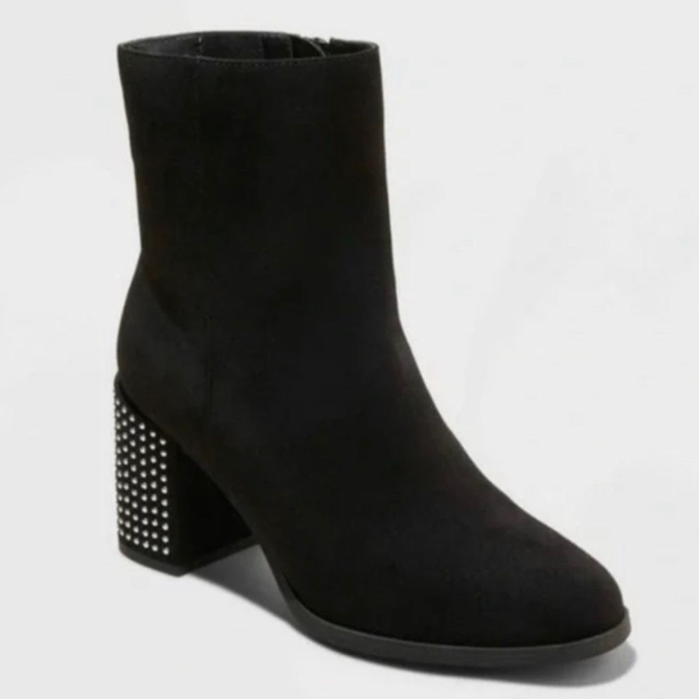 A New Day Black Heels Ankle Boots Janelle Jet Heeled Black Faux Suede